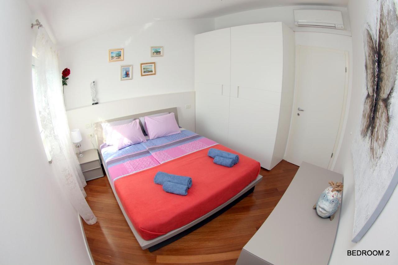 Luxury Marina View Apartment 이졸라 외부 사진